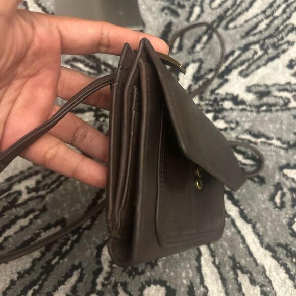 Fossil Croosbody Wallet/ Bag - Picture 9 of 12